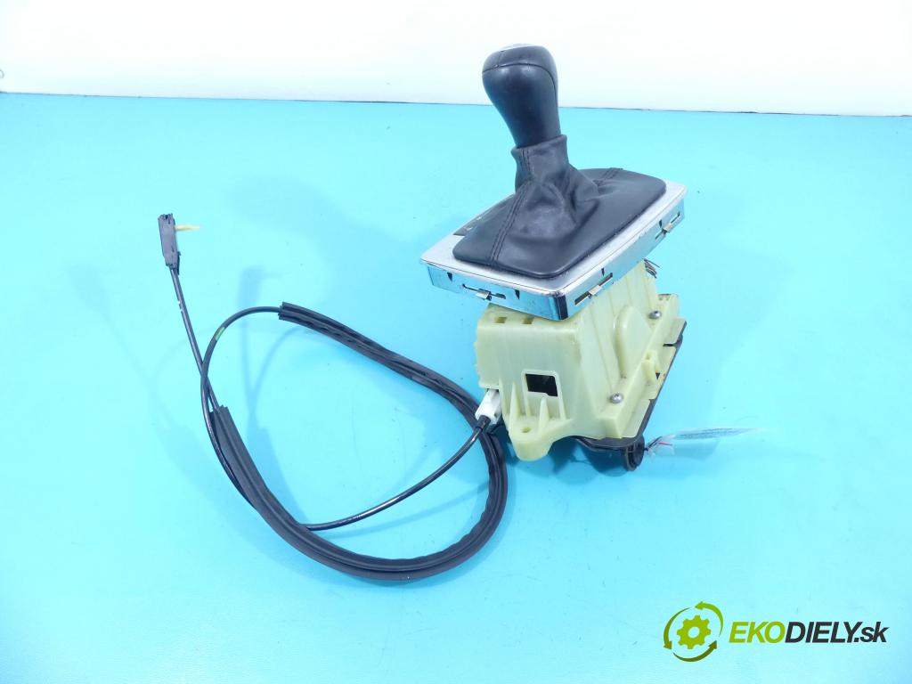 Mercedes E W212 2009-2016 2,2.0 cdi 136 HP automatic 100 kW 2143 cm3 4- Páka: Změny: stupeň,rýchlosť A2042678124 (Rýchlostné páky / kulisy)