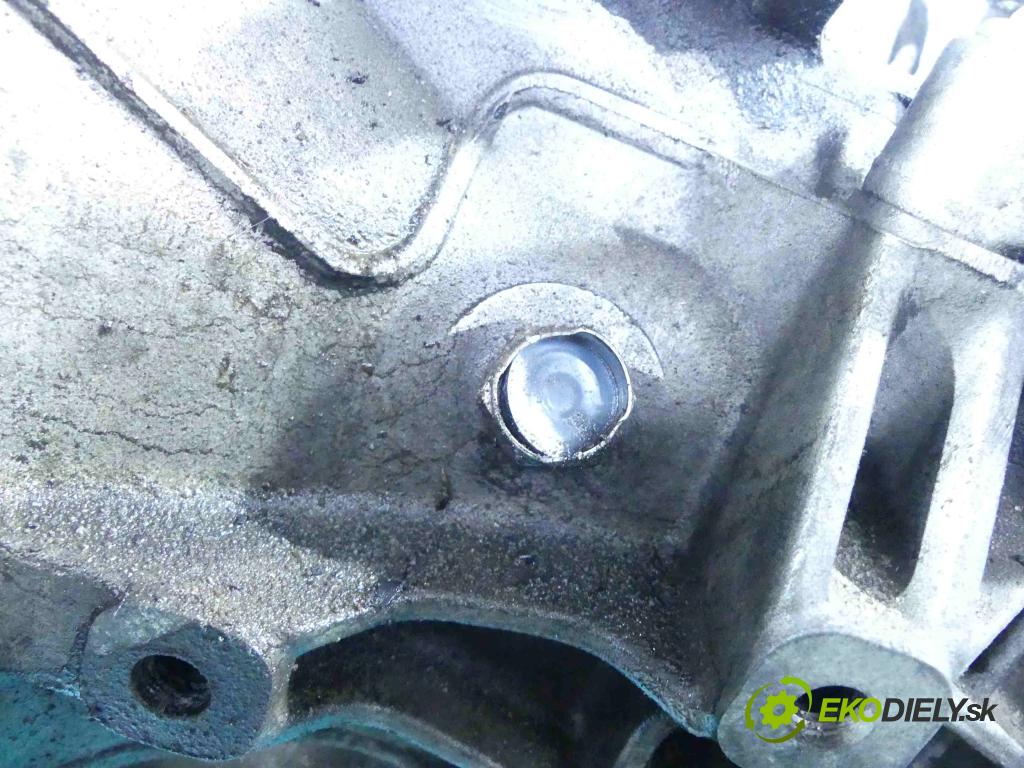 Opel Corsa C 2000-2006 1.0 12V 58 HP manual 43 kW 973 cm3 3- prevodovka stupeň,rýchlosť manual