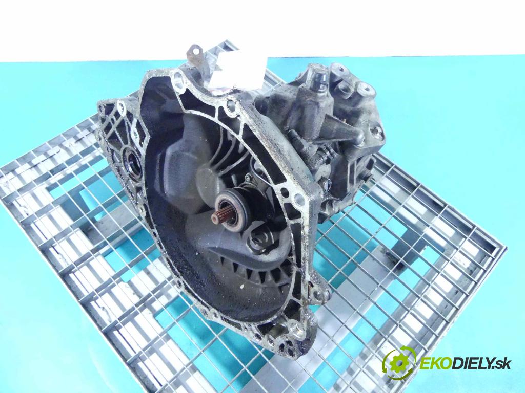 Opel Corsa C 2000-2006 1.0 12V 58 HP manual 43 kW 973 cm3 3- prevodovka stupeň,rýchlosť manual 