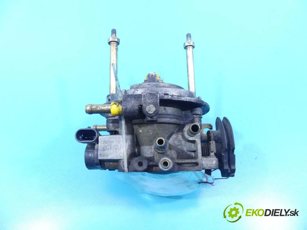 Fiat Punto I 1993-1999 1.1 JEDEN: 54 HP manual 40 kW 1108 cm3 5- vstrekovač  (Karburátory)