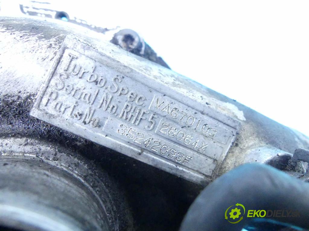 Chrysler Voyager IV 2.5 CRDI 141 HP manual 104 kW 2499 cm3 5- turbodúchadlo, turbo VA67 (Turbodúchadlá (kompletné))