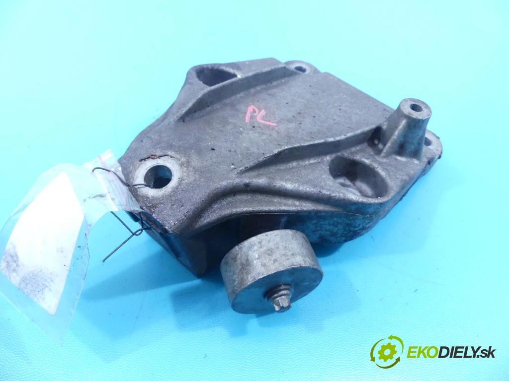 Bmw 5 f10 2010-2017 3.0d 204 hp automatic 150 kW 2993 cm3 5- Tlapka: motoru 6777623