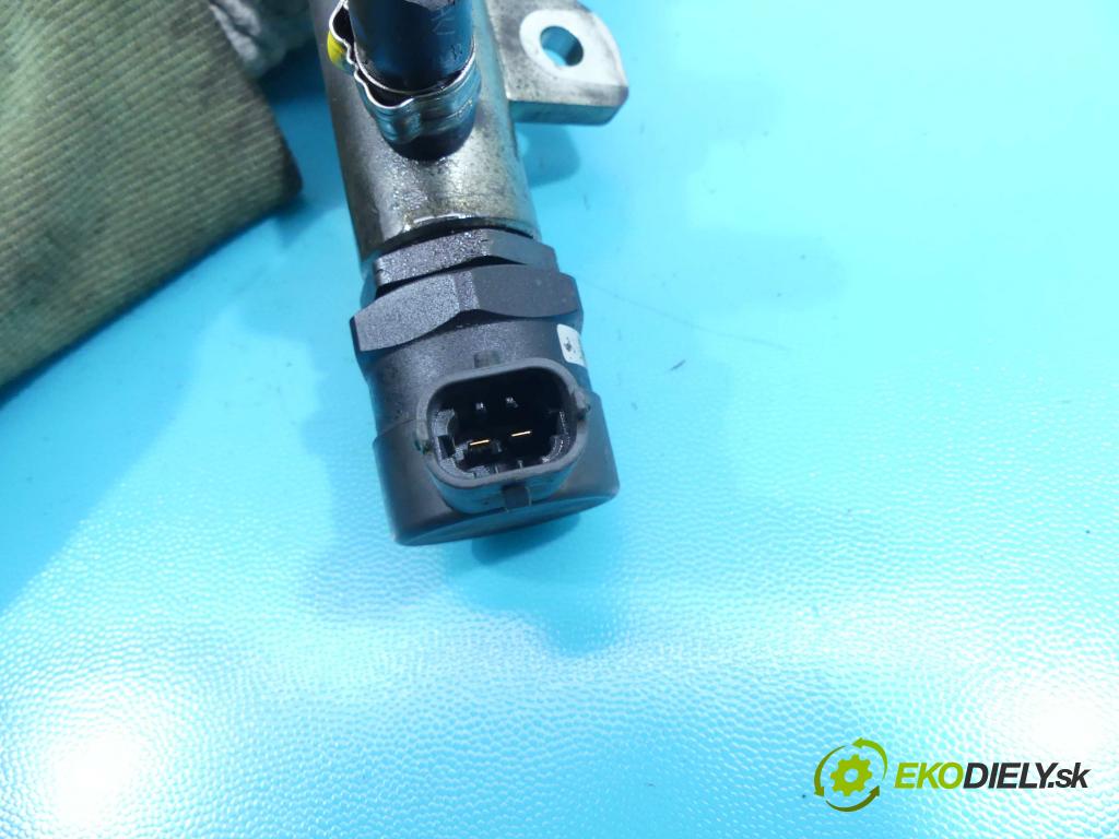 Alfa romeo 159 1.9 jtdm: 150 HP manual 110 kW 1910 cm3 4- lišta vstrekovacia 0281002706 (Vstrekovacie lišty)