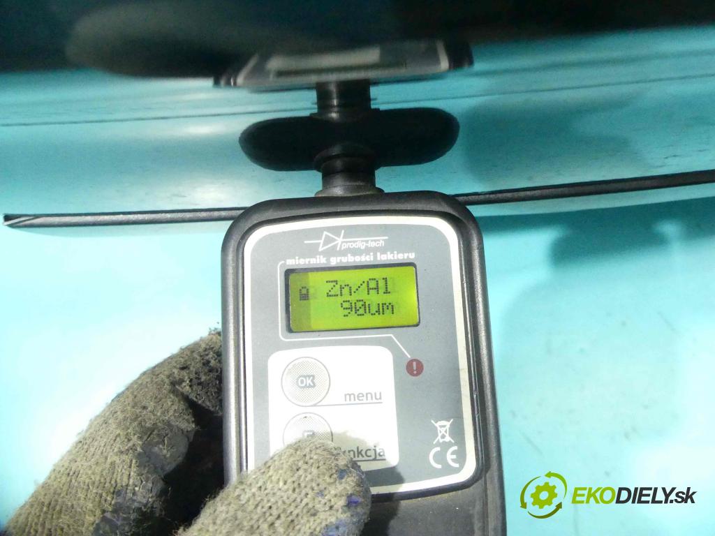 Skoda Felicia 1.3 mpi 54 HP manual 40 kW 1289 cm3 5- zadna kufor  (Zadné kapoty)