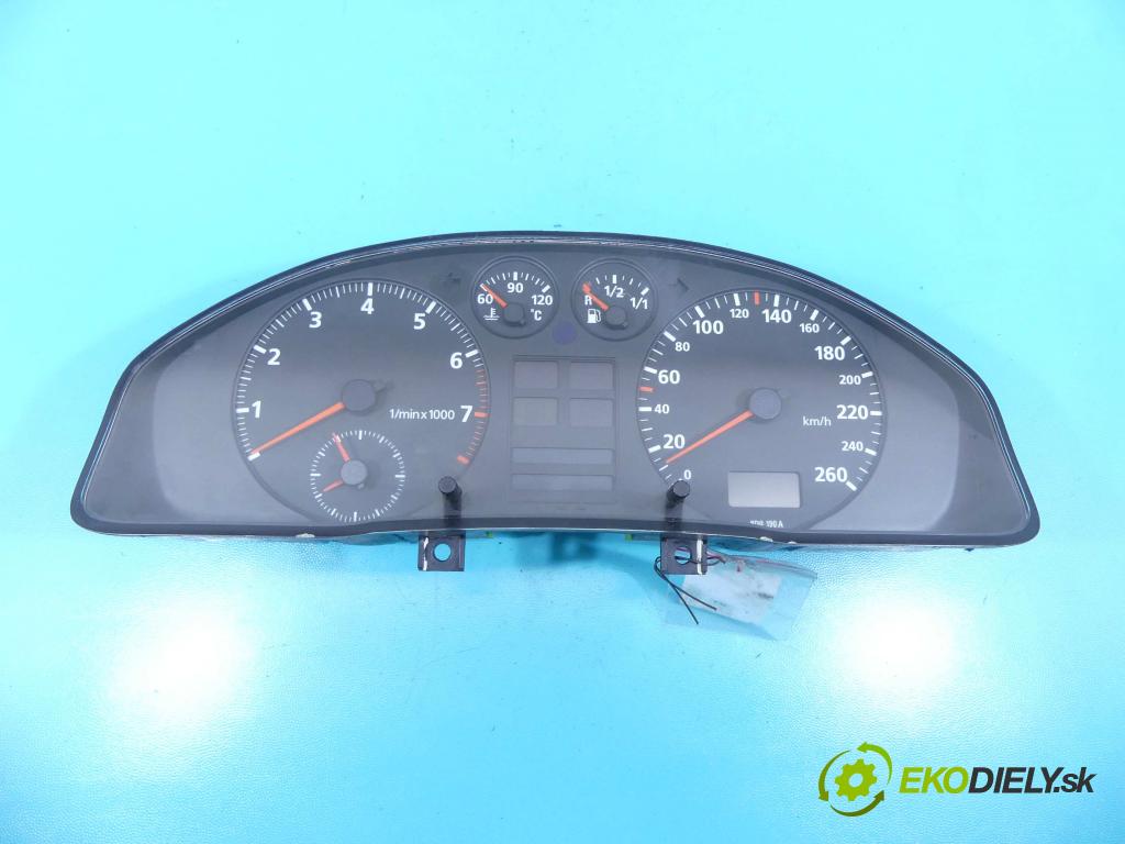 Audi A4 B5 1994-2001 1.6 101 HP manual 74 kW 1595 cm3 4- prístrojovka/ budíky 8D0919033 (Prístrojové dosky, displeje)