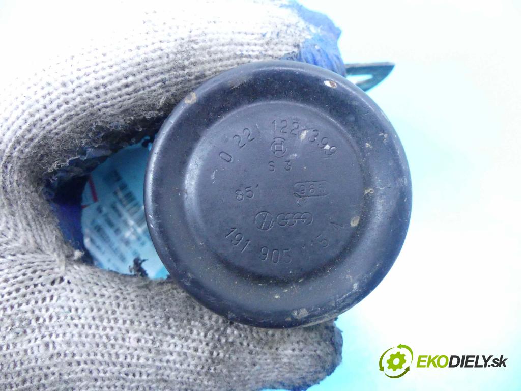 Vw Passat B3 1988-1993 1.8 107 HP manual 79 kW 1781 cm3 5- cievka zapaľovacia  (Zapaľovacie cievky, moduly)