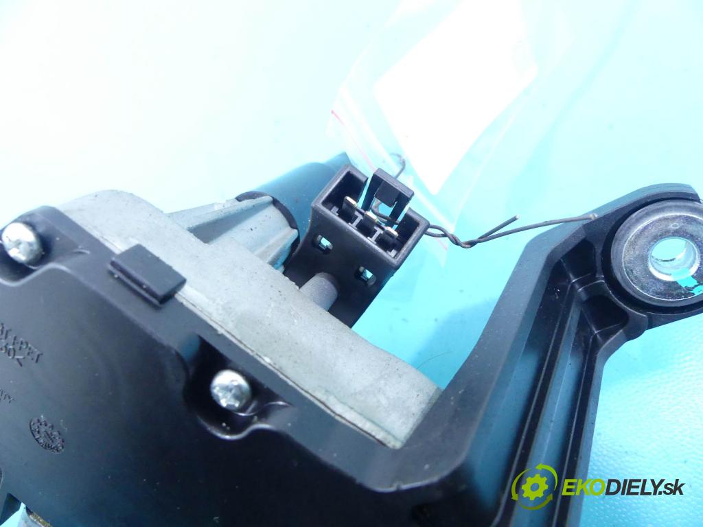Opel Astra IV 2009-2015 1,3.0 cdti 95 hp automatic 70 kW 1248 cm3 5- motor stěrače zadní 13395013