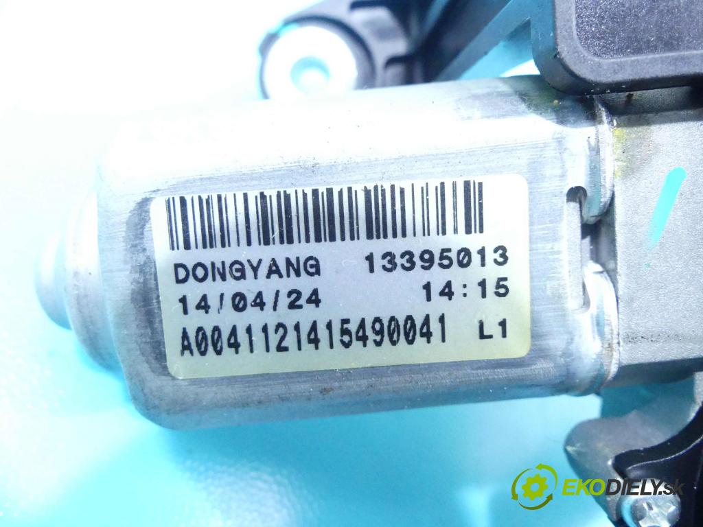 Opel Astra IV 2009-2015 1,3.0 cdti 95 hp automatic 70 kW 1248 cm3 5- motor stěrače zadní 13395013