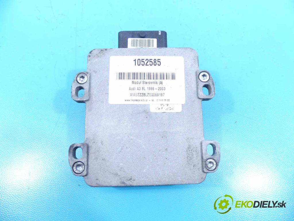 Audi A3 8L 1996-2003 1.6 SR 101 HP manual 74 kW 1595 cm3 3- modul riadiaca jednotka 67R-014903 (Ostatné)