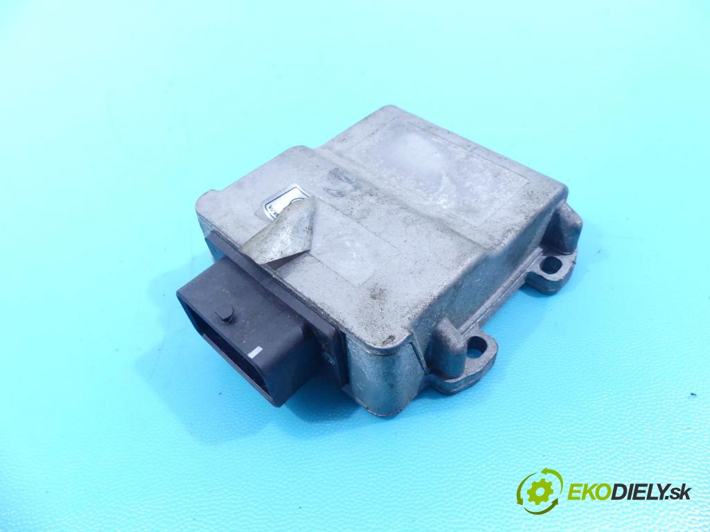 Audi A3 8L 1996-2003 1.6 SR 101 HP manual 74 kW 1595 cm3 3- modul riadiaca jednotka 67R-014903 (Ostatné)