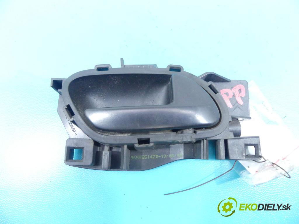 Fiat Scudo II 2006-2016 2.0 jtd 120 HP manual 88 kW 1997 cm3 5- rukoväť uvnitř: predné pravé