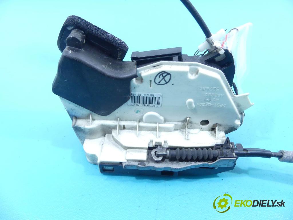 Vw Polo V 6R 2009-2017 1.6 tdi 90 hp manual 66 kW 1598 cm3 5- zámek přední pravý 5K1837016B