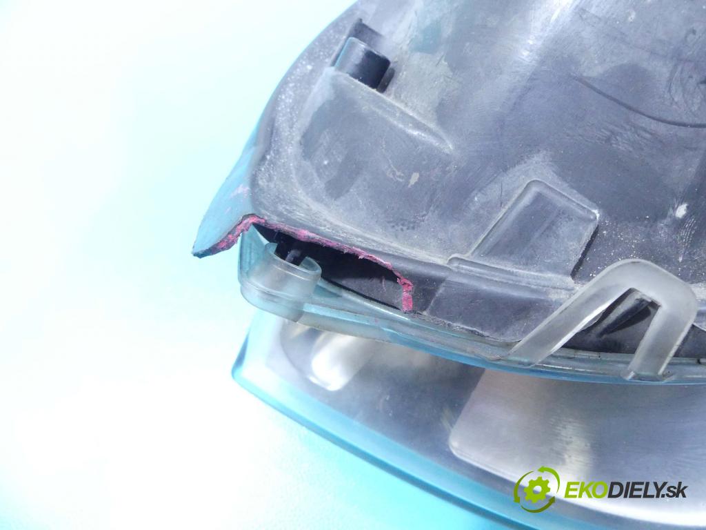 Ford S-max 2.0 tdci 140 HP automatic 103 kW 1997 cm3 5- Reflektor: pravý 6M21-13D154-AK (Pravé)