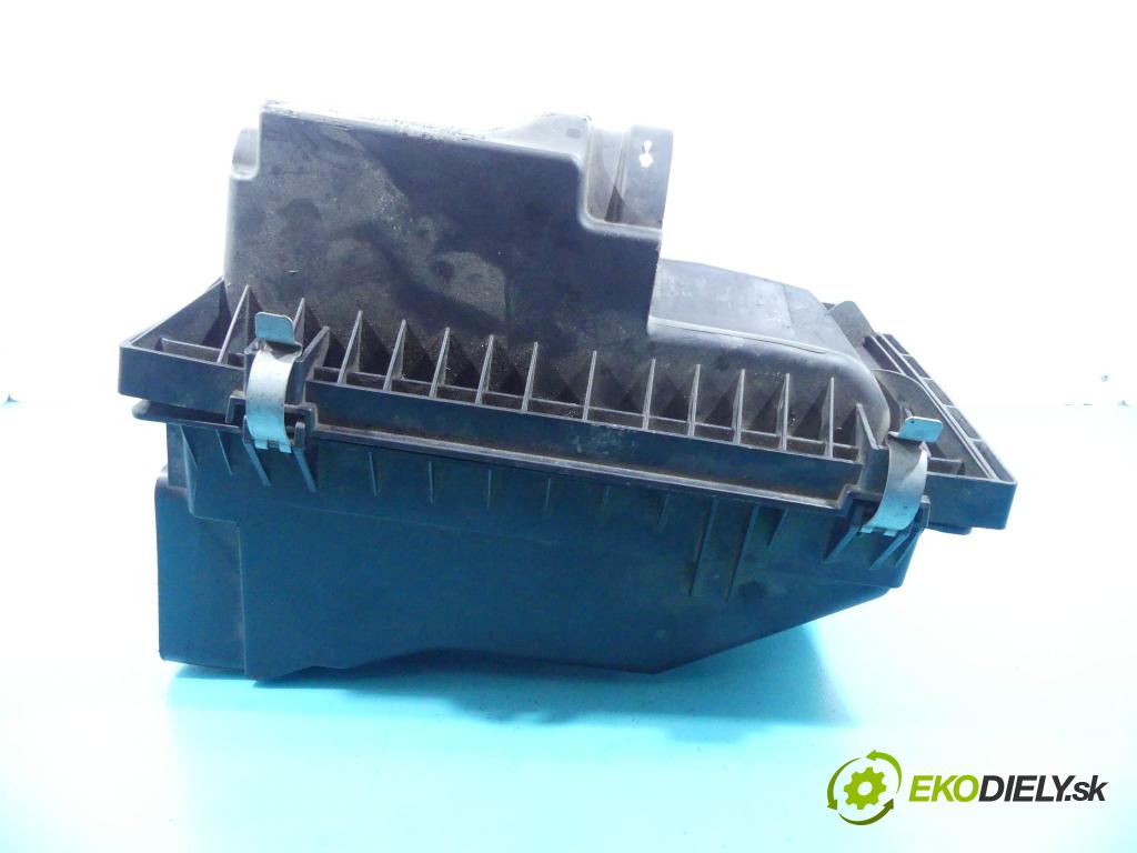 Jeep Patriot 2006-2017 2.0 CRD 140 hp manual 103 kW 1968 cm3 5- obal filtra vzduchu 04891820AB (Kryty filtrů)