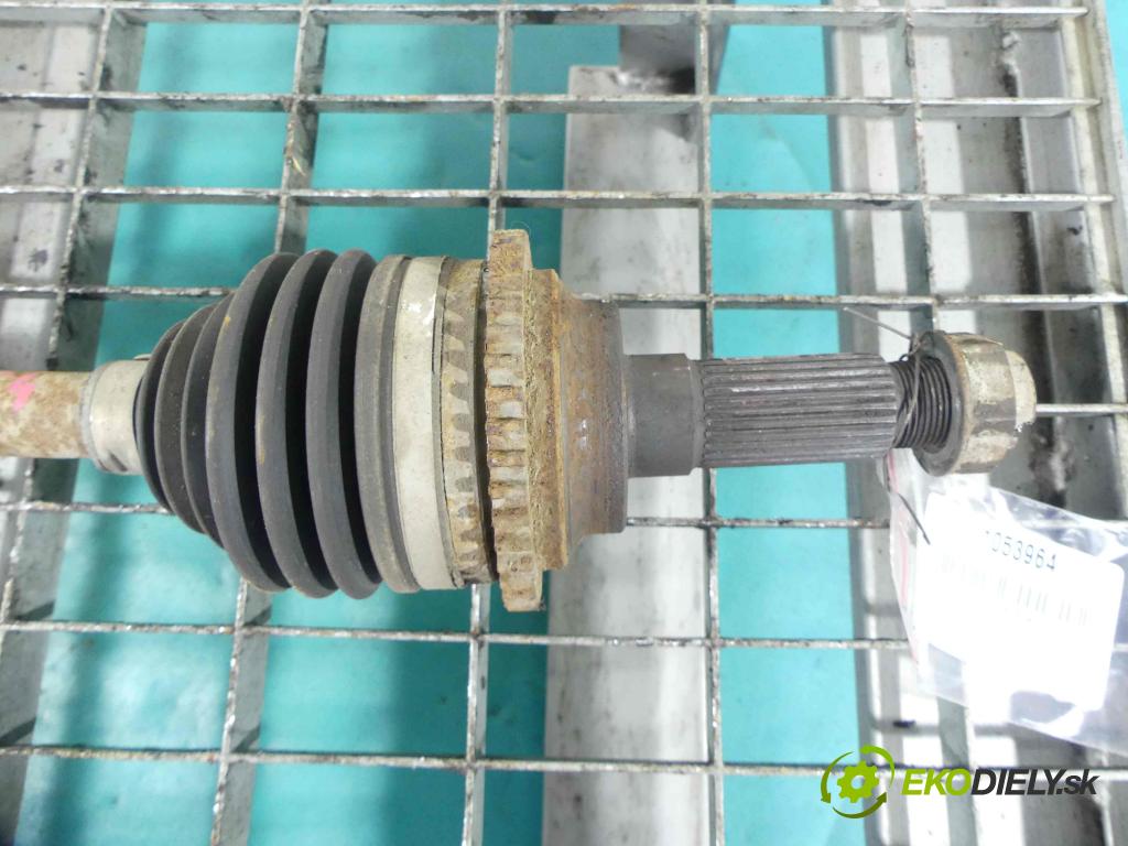 Mazda 323f 1.6 16v 98 HP manual 72 kW 1598 cm3 5- poloos ľavé  (Poloosy)