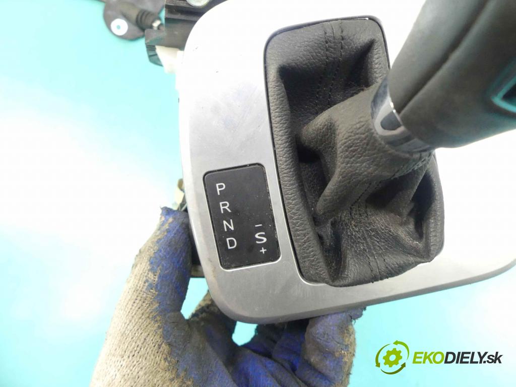 Ford S-max 2.0 tdci 140 HP automatic 103 kW 1997 cm3 5- Páka: Změny: stupeň,rýchlosť 6G91-7C453-JA (Rýchlostné páky / kulisy)