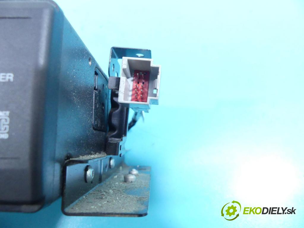 Ford S-max 2.0 tdci 140 HP automatic 103 kW 1997 cm3 5- Menič: cd 3S7T-18C830-AD (CD meniče)