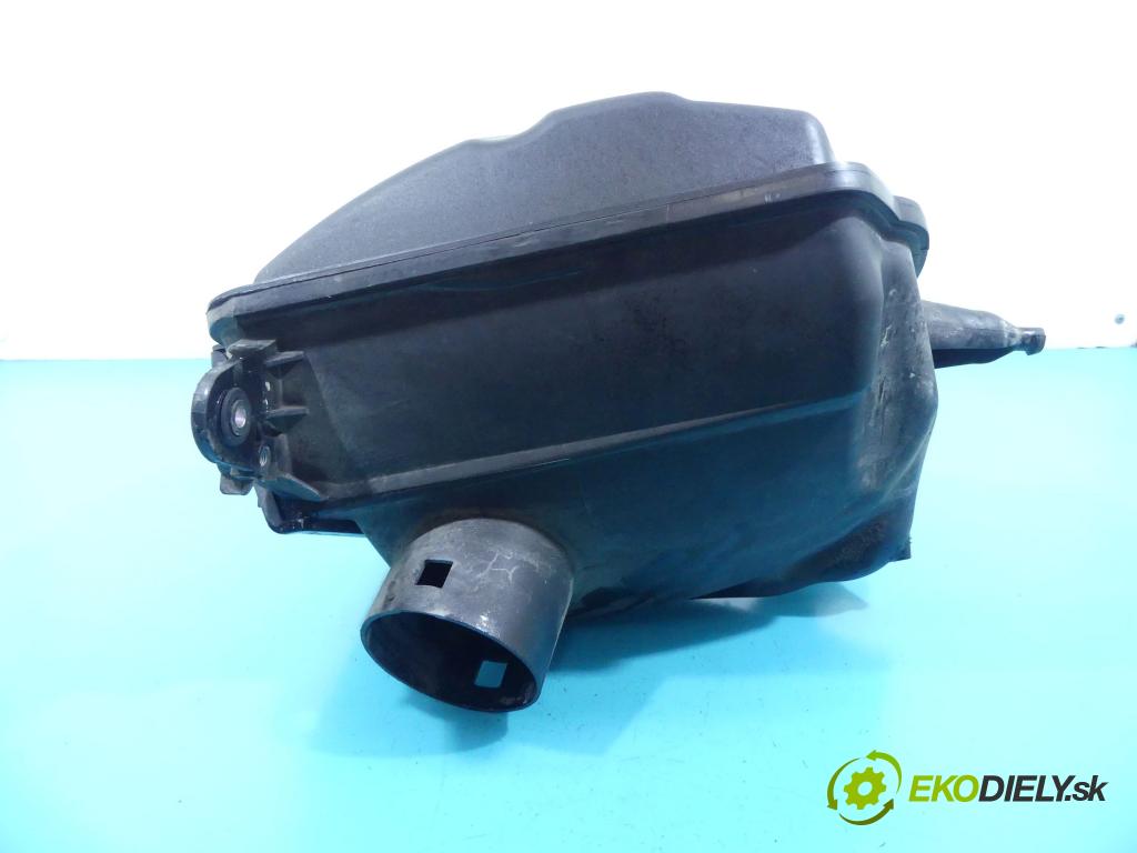 Nissan X-trail II 2008-2013 2.0 dci 150 hp automatic 110 kW 1995 cm3 5- obal filtra vzduchu 1026323S01 (Kryty filtrů)