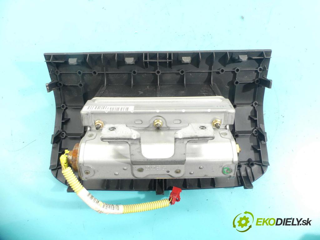 Mitsubishi Pajero Pinin 1998-2007 1.8 114 HP manual 84 kW 1834 cm3 5- airbag vzduchové