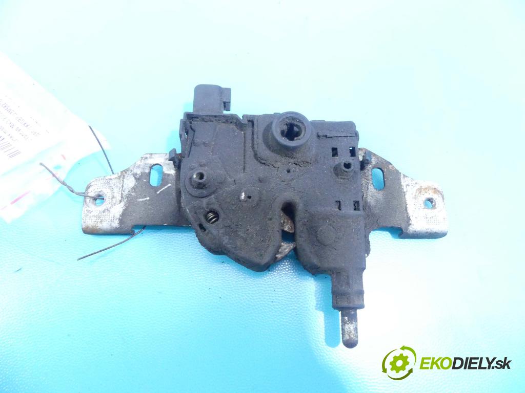 Ford Mondeo Mk3 2000-2007 2.0 tdci 131 hp manual 96 kW 1998 cm3 5- zámek kapoty