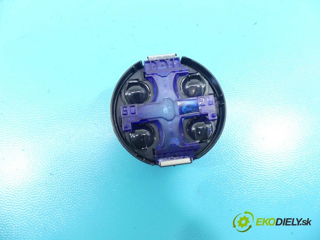 Mercedes E W212 2009-2016 2,2.0 cdi 170 HP automatic 125 kW 2143 cm3 4- snímač déšť: A2048708826 (Snímače dažďa)