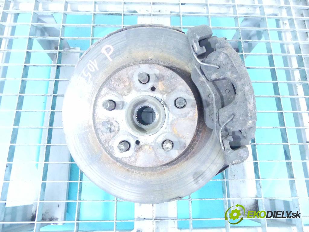 Toyota Avensis I T22 1997-2003 1.6 16v 110 HP manual 81 kW 1587 cm3 5- náboj pravé  (Náboje)