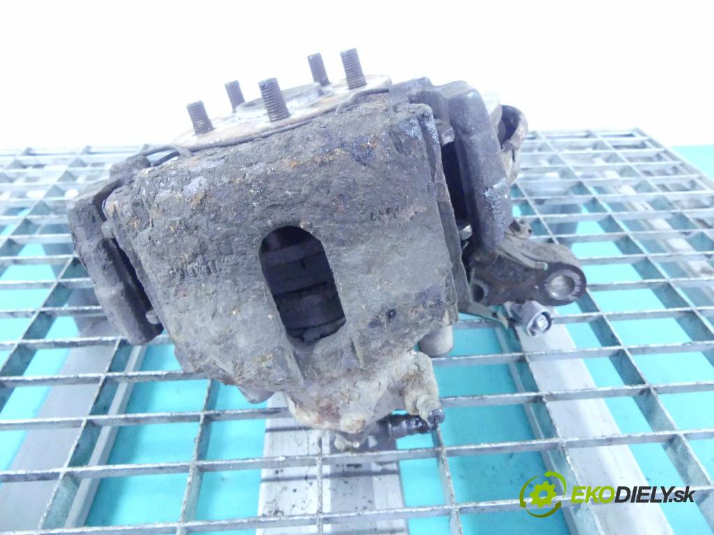 Toyota Avensis I T22 1997-2003 1.6 16v 110 HP manual 81 kW 1587 cm3 5- brzdič predné pravý  (Ostatné)