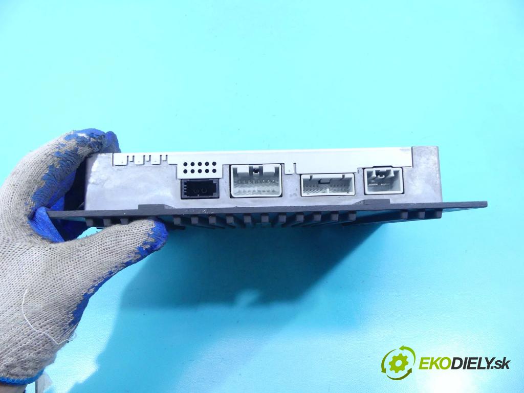 Volvo V50 2.0d 136 HP manual 100 kW 1997 cm3 5- Zesilovač: 31215661 (Zosilňovače)