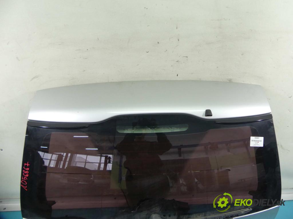 Volvo V50 2.0d 136hp manual 100 kW 1997 cm3 5- zadní kufrové dveře  (Zadní kapoty)