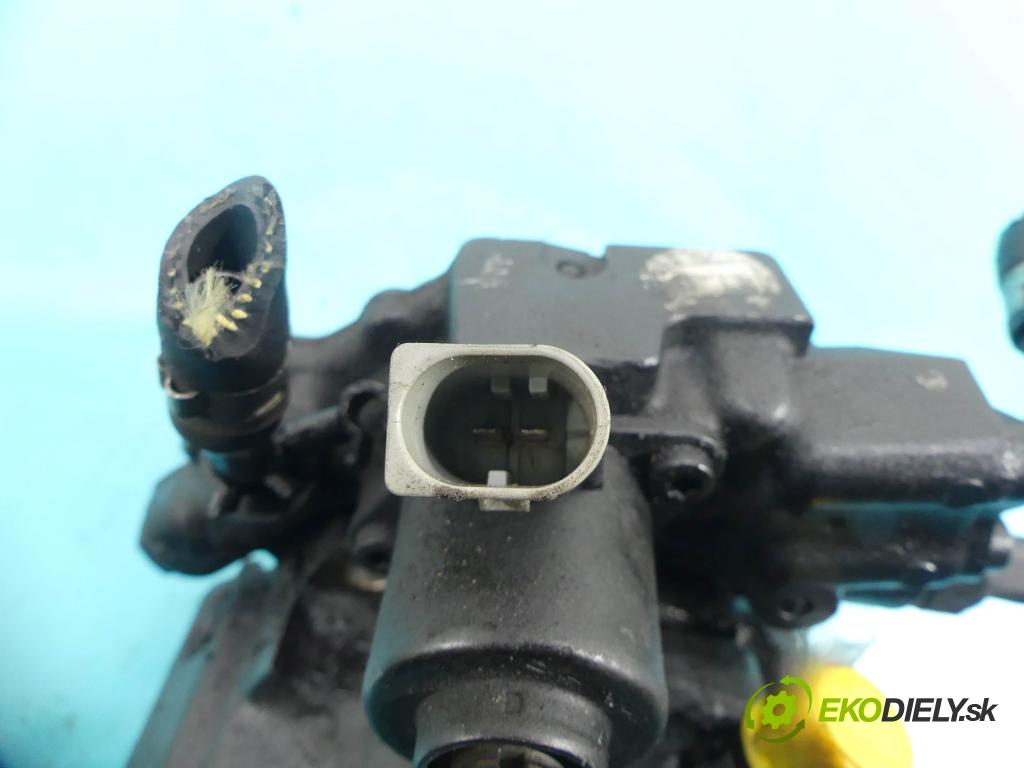 Mercedes E W212 2009-2016 2,2.0 cdi 170 HP automatic 125 kW 2143 cm3 4- čerpadlo vstrekovacia 9424A020A (Vstrekovacie čerpadlá)