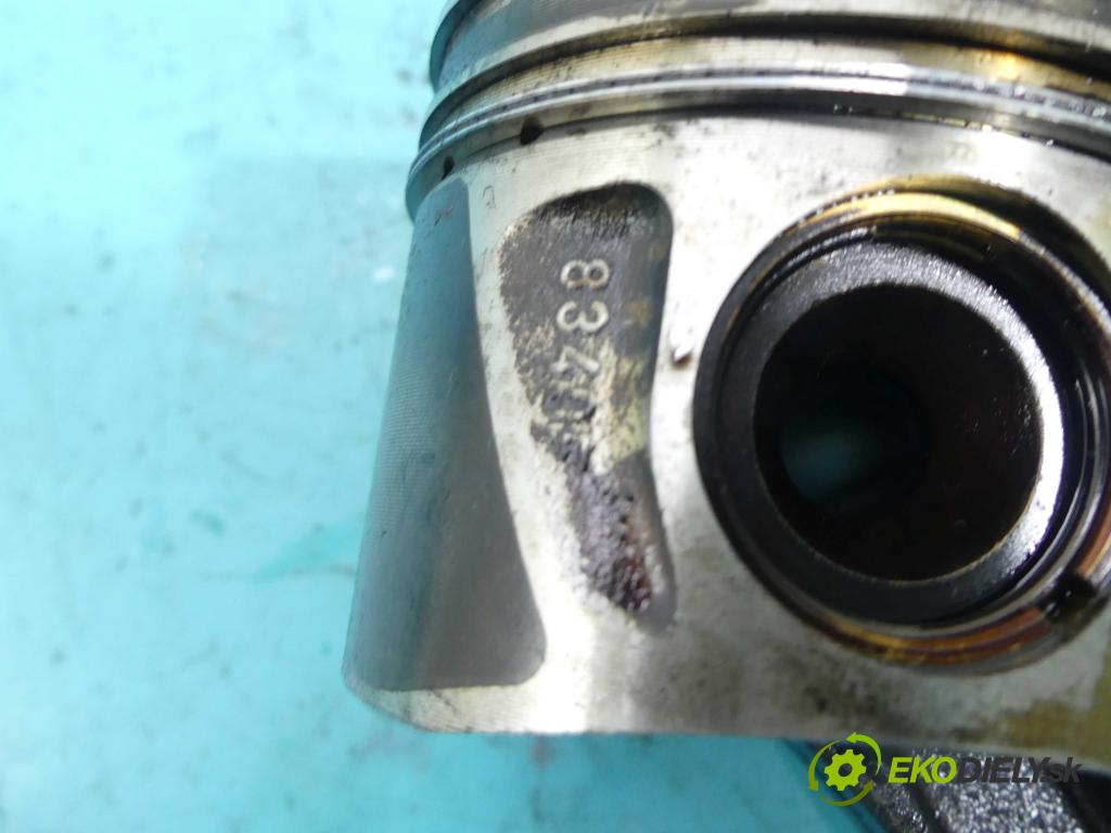 Mercedes E W212 2009-2016 2,2.0 cdi 170 HP automatic 125 kW 2143 cm3 4- piest 651924 (Piesty)