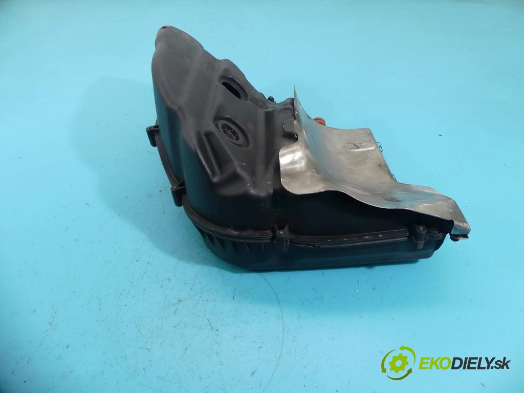 Bmw 7 F01 2008-2015 4.4 V8 XDrive 408KM automatic 300 kW 4395 cm3 4- obal filtra vzduchu 7577466 (Kryty filtrů)