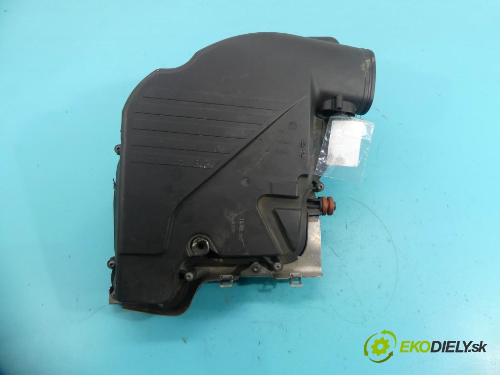 Bmw 7 F01 2008-2015 4.4 V8 XDrive 408KM automatic 300 kW 4395 cm3 4- obal filtra vzduchu 7577467 (Kryty filtrů)