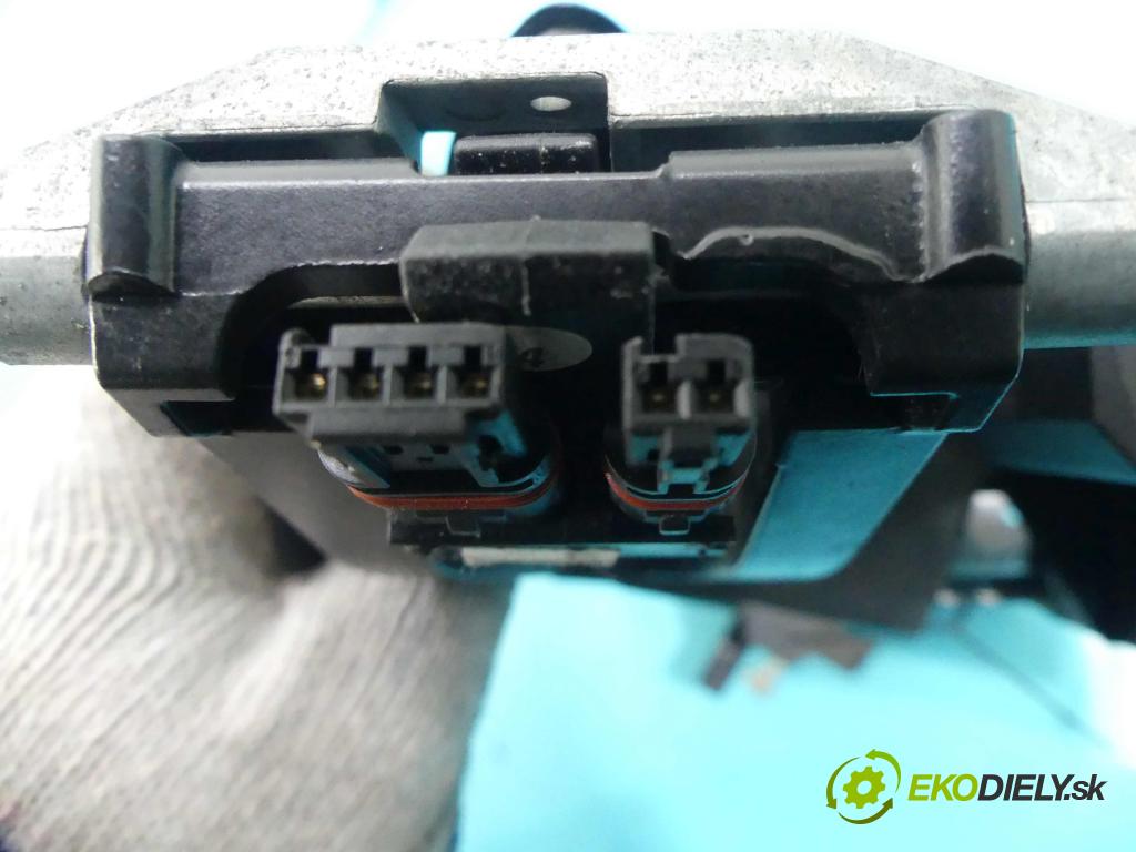 Bmw 7 F01 2008-2015 4.4 V8 XDrive: 408KM automatic 300 kW 4395 cm3 4- rukoväť predné ľavé mimo: 8722508 (Vonkajšie predné ľavé)