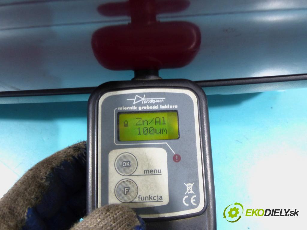 Skoda Felicia 1.3 mpi 68 HP manual 50 kW 1289 cm3 5- zadna kufor  (Zadné kapoty)