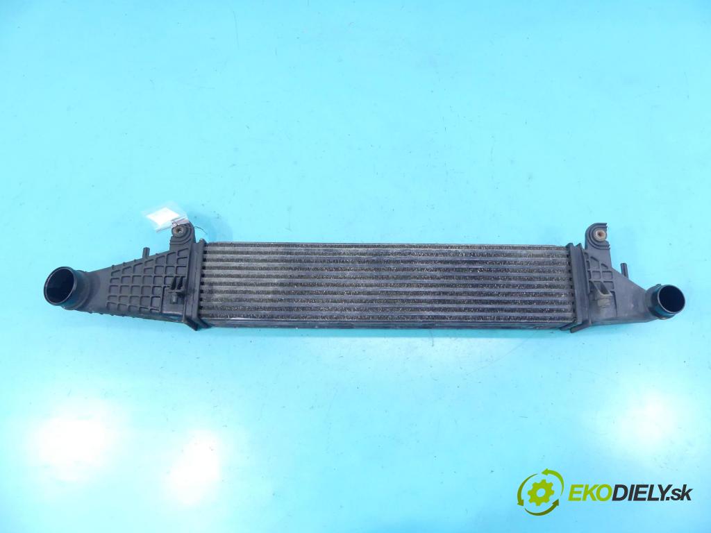 Lancia Thema II 2011-2014 3.0 CRD 239KM automatic 176 kW 2987 cm3 4- Intercooler  (Chladiče nasávaného vzduchu (intercoolery))