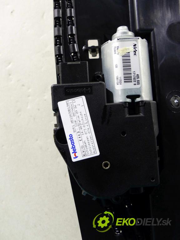 Ford Focus Mk3 2010-2018 1.6 tdci 95 HP manual 70 kW 1560 cm3 4- Střešní okno: 3M51-R53508-AC (Sklá karosérie)