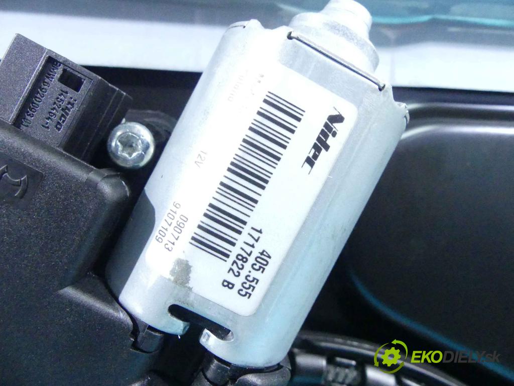 Bmw 7 F01 2008-2015 4.4 V8 XDrive 408KM automatic 300 kW 4395 cm3 4- Střešní okno: 7193398 (Okna karoserie)