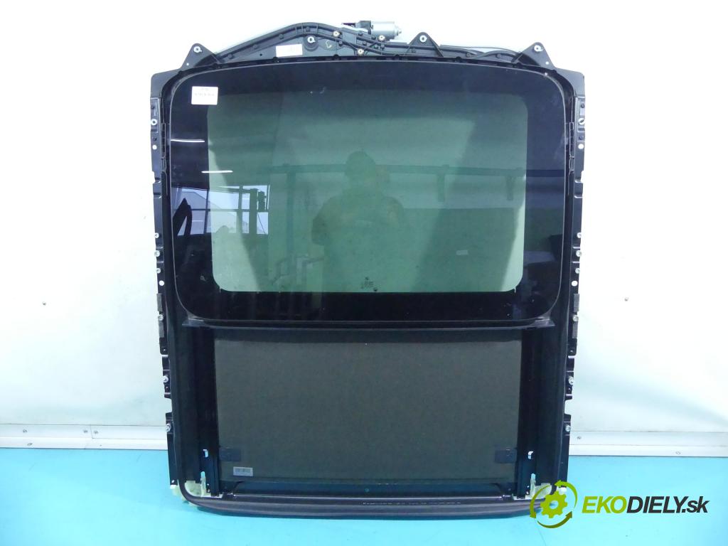 Bmw 7 F01 2008-2015 4.4 V8 XDrive 408KM automatic 300 kW 4395 cm3 4- Střešní okno: 7193398 (Okna karoserie)