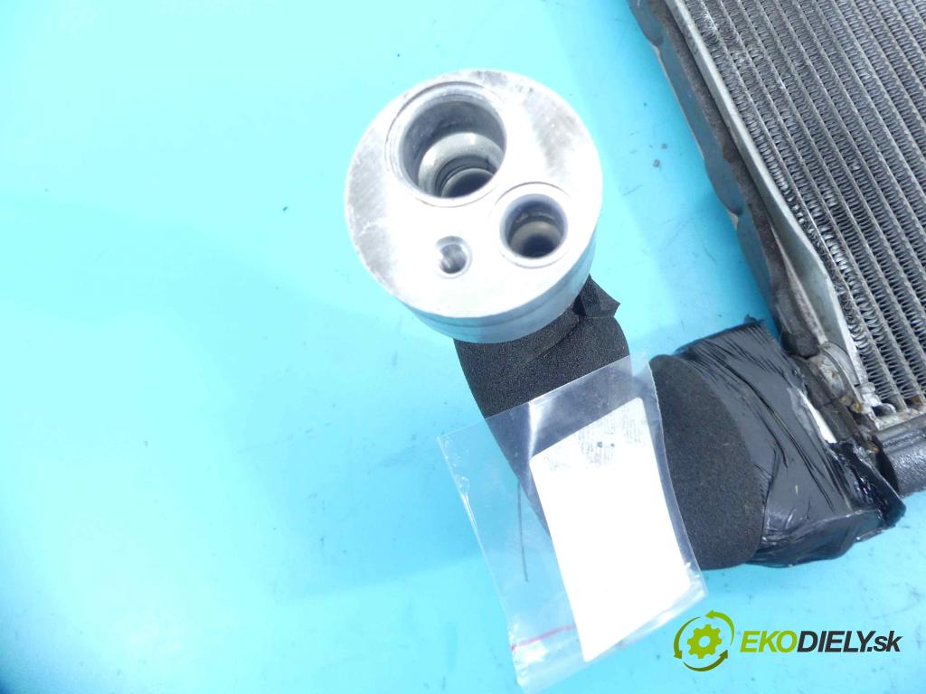 Lexus GS III 2005-2012 3.5 V6 296KM automatic 218 kW 3456 cm3 4- radiator  (Radiátory kúrenia)