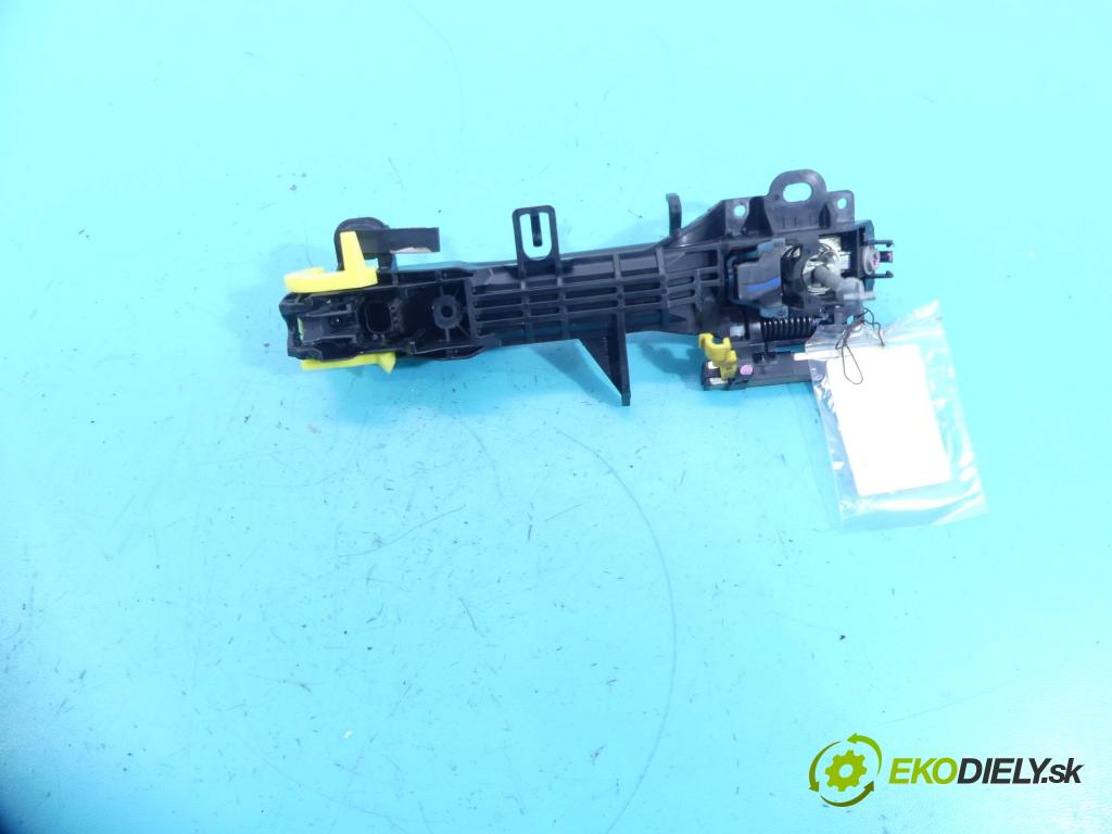 Toyota Verso 2009-2018 2.0 D4D 126 HP manual 93 kW 1998 cm3 5- rukoväť predné ľavé mimo:  (Vonkajšie predné ľavé)