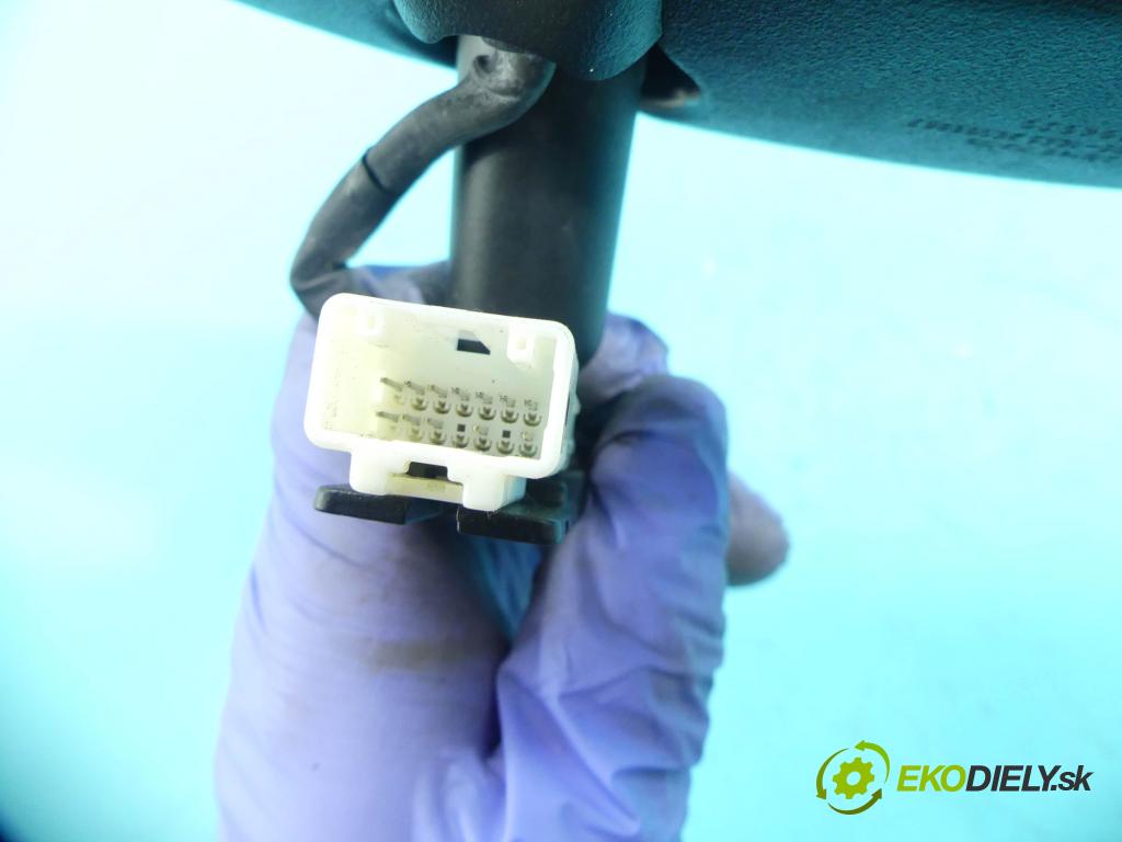 Toyota Verso 2009-2018 2.0 D4D 126 hp manual 93 kW 1998 cm3 5- zpětné zrcátko vnitřní 8781004030 (Světla vnitřní)