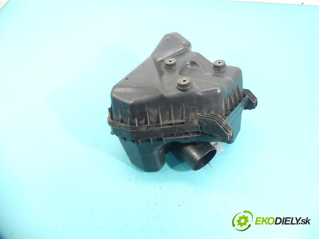 Toyota Verso 2009-2018 2.0 D4D 126 hp manual 93 kW 1998 cm3 5- obal filtra vzduchu  (Kryty filtrů)