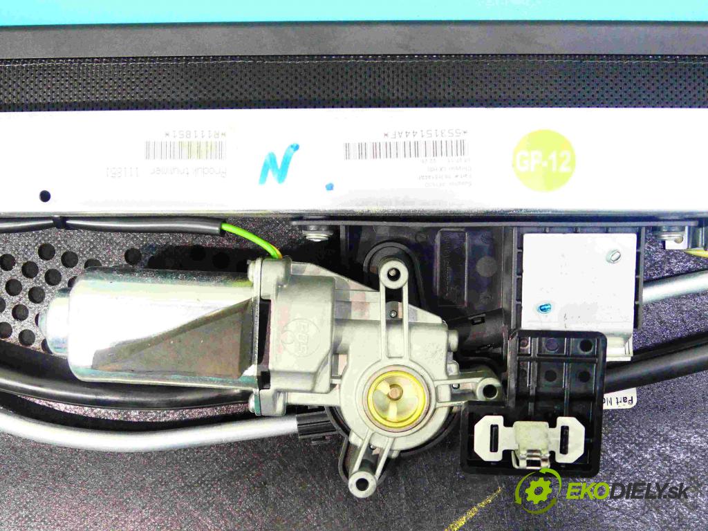 Lancia Thema II 2011-2014 3.0 CRD 239KM automatic 176 kW 2987 cm3 4- roleta  (Rolety kufra)