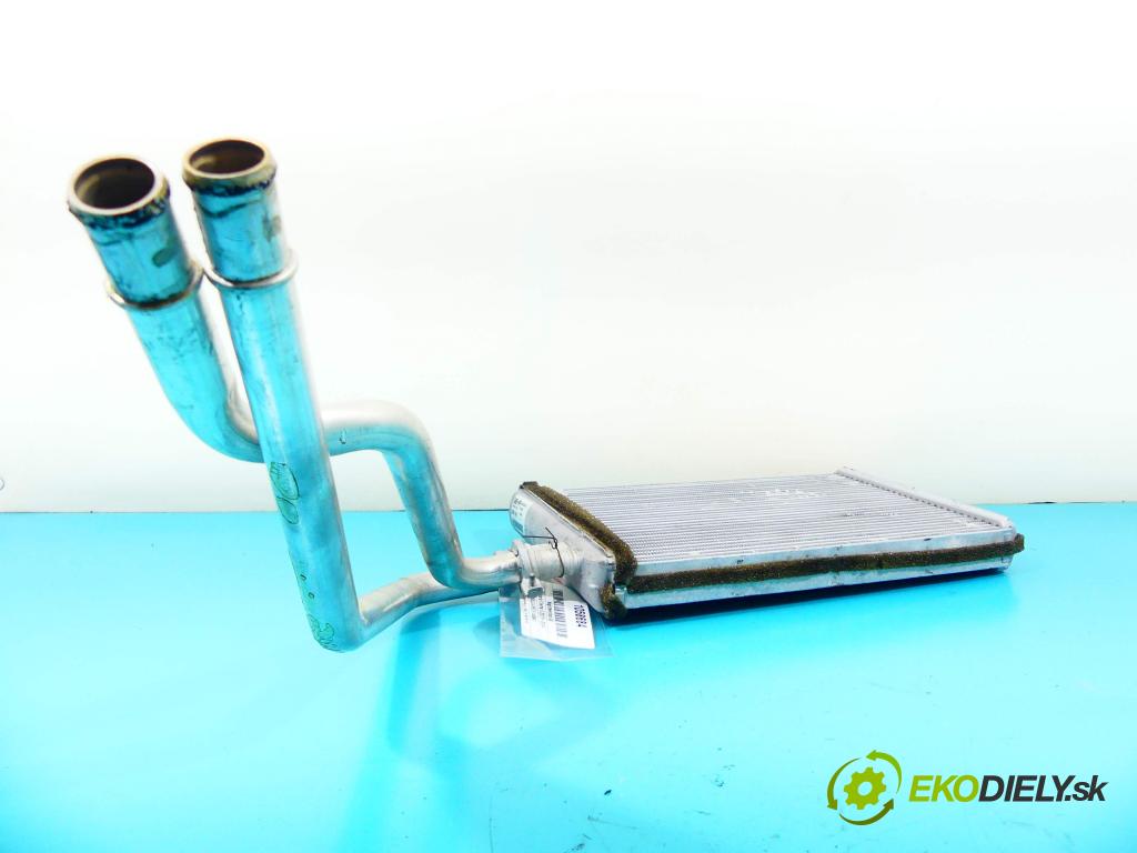 Lancia Thema II 2011-2014 3.0 CRD 239KM automatic 176 kW 2987 cm3 4- radiator S804001 (Radiátory kúrenia)