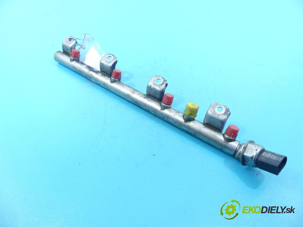 Bmw 7 F01 2008-2015 4.4 V8 XDrive: 408KM automatic 300 kW 4395 cm3 4- lišta vstrekovacia 7537319 (Vstrekovacie lišty)