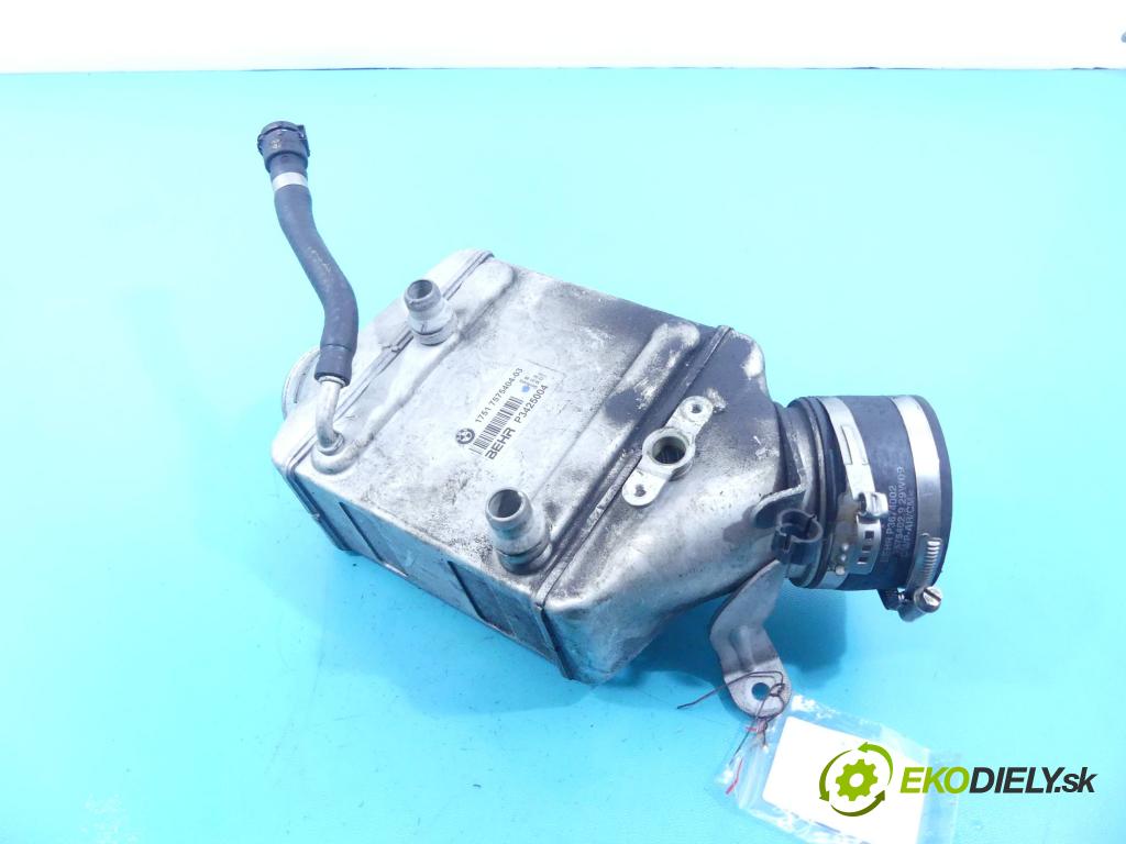 Bmw 7 F01 2008-2015 4.4 V8 408KM automatic 300 kW 4395 cm3 4- Intercooler 7575404 (Chladiče nasávaného vzduchu (intercoolery))