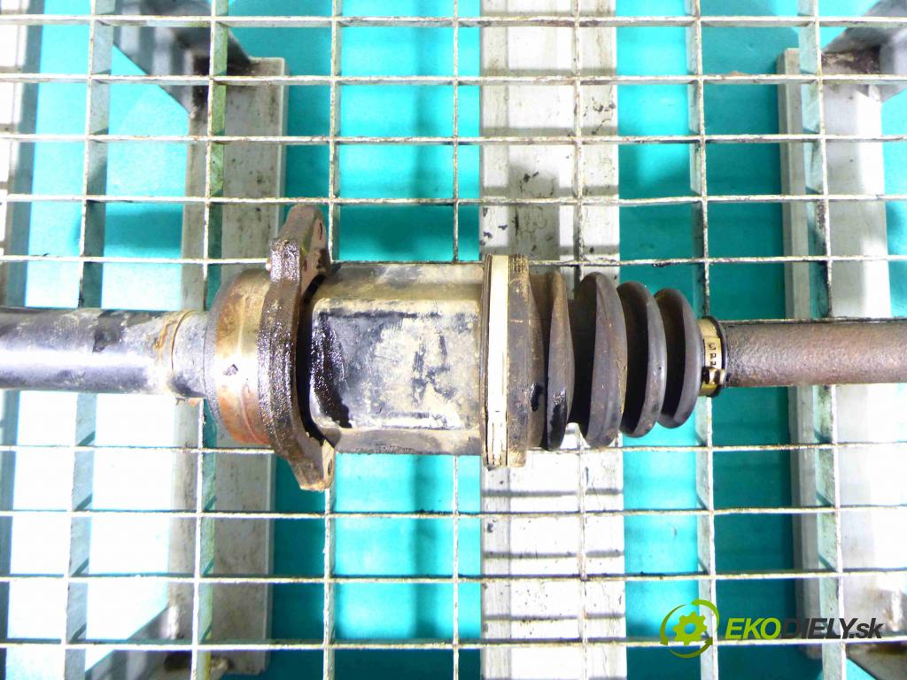 Toyota Verso 2009-2018 2.0 D4D 126 HP manual 93 kW 1998 cm3 5- poloos pravé  (Poloosy)