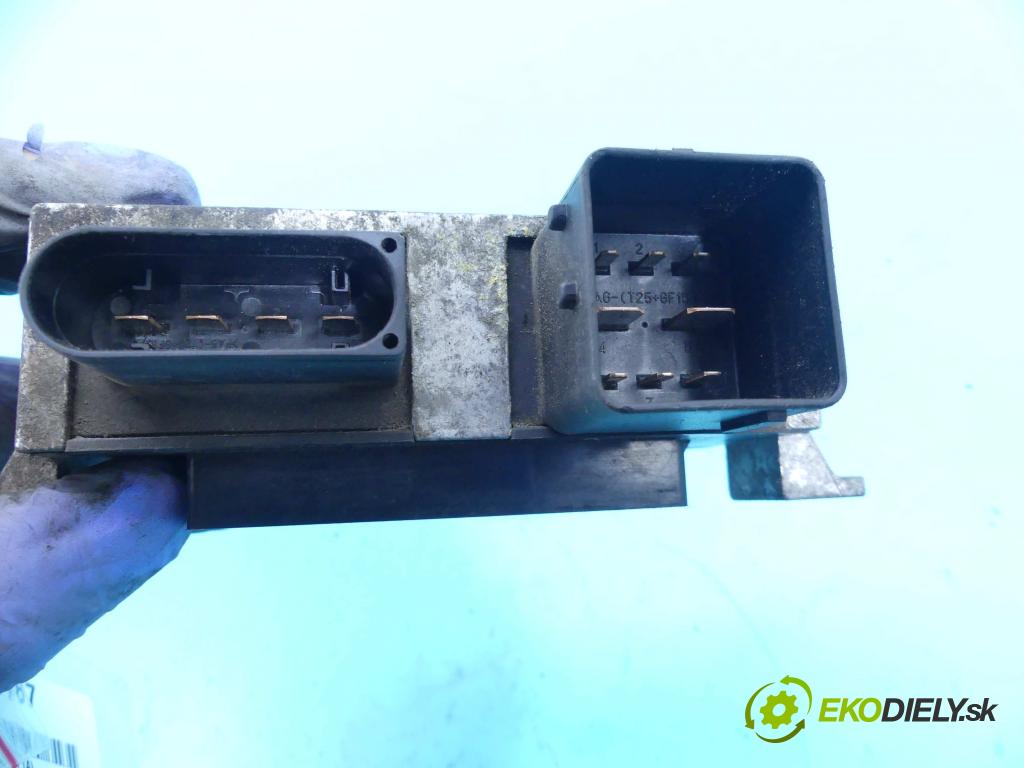 Renault Master III 2010-2019 2.3 dci 125 HP manual 92 kW 2299 cm3 5- Relé: 8200558438A (Relé)