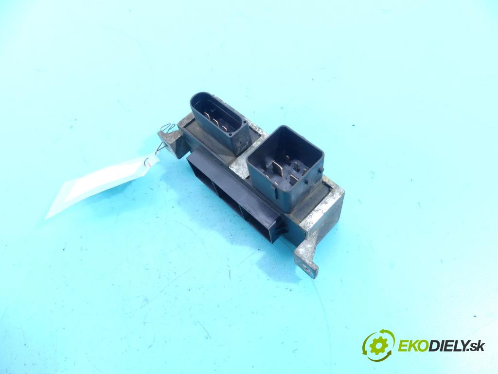 Renault Master III 2010-2019 2.3 dci 125 HP manual 92 kW 2299 cm3 5- Relé: 8200558438A (Relé)